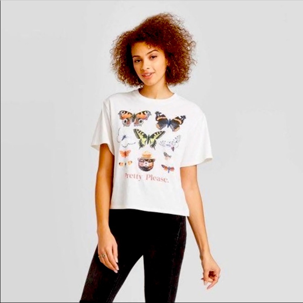 NWT Smokey the Bear White Graphic Crop Tee